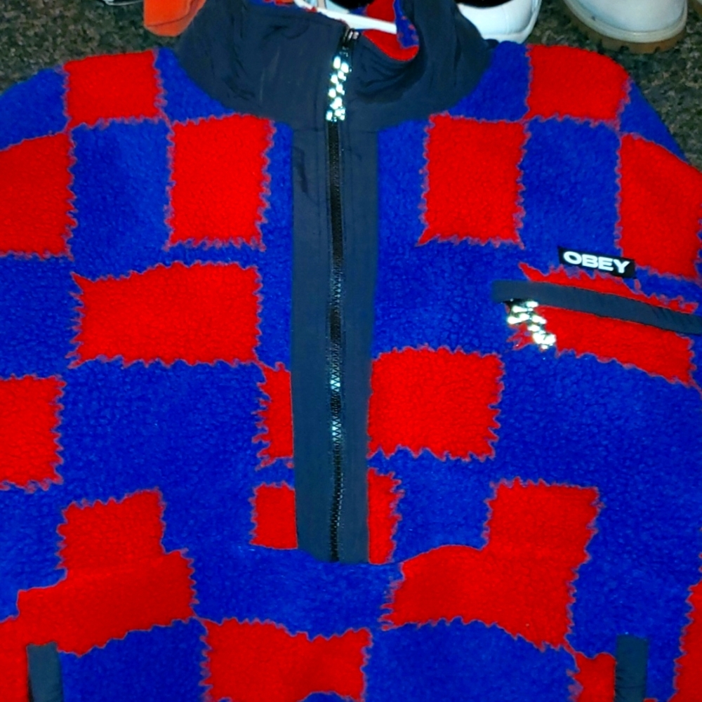 Obey half zip fleece